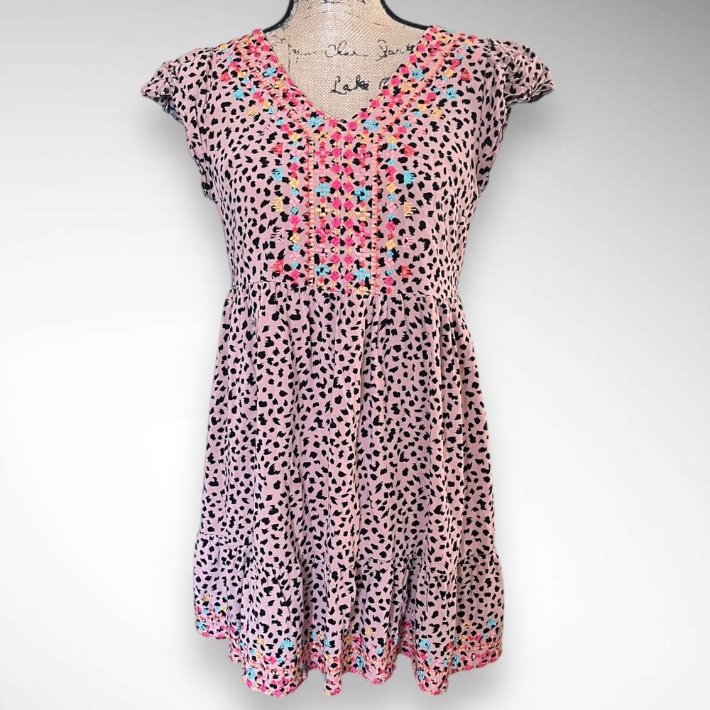 SAVANNA JANE Babydoll Animal Print Tiered Dress With Embroidery Detail | EUC